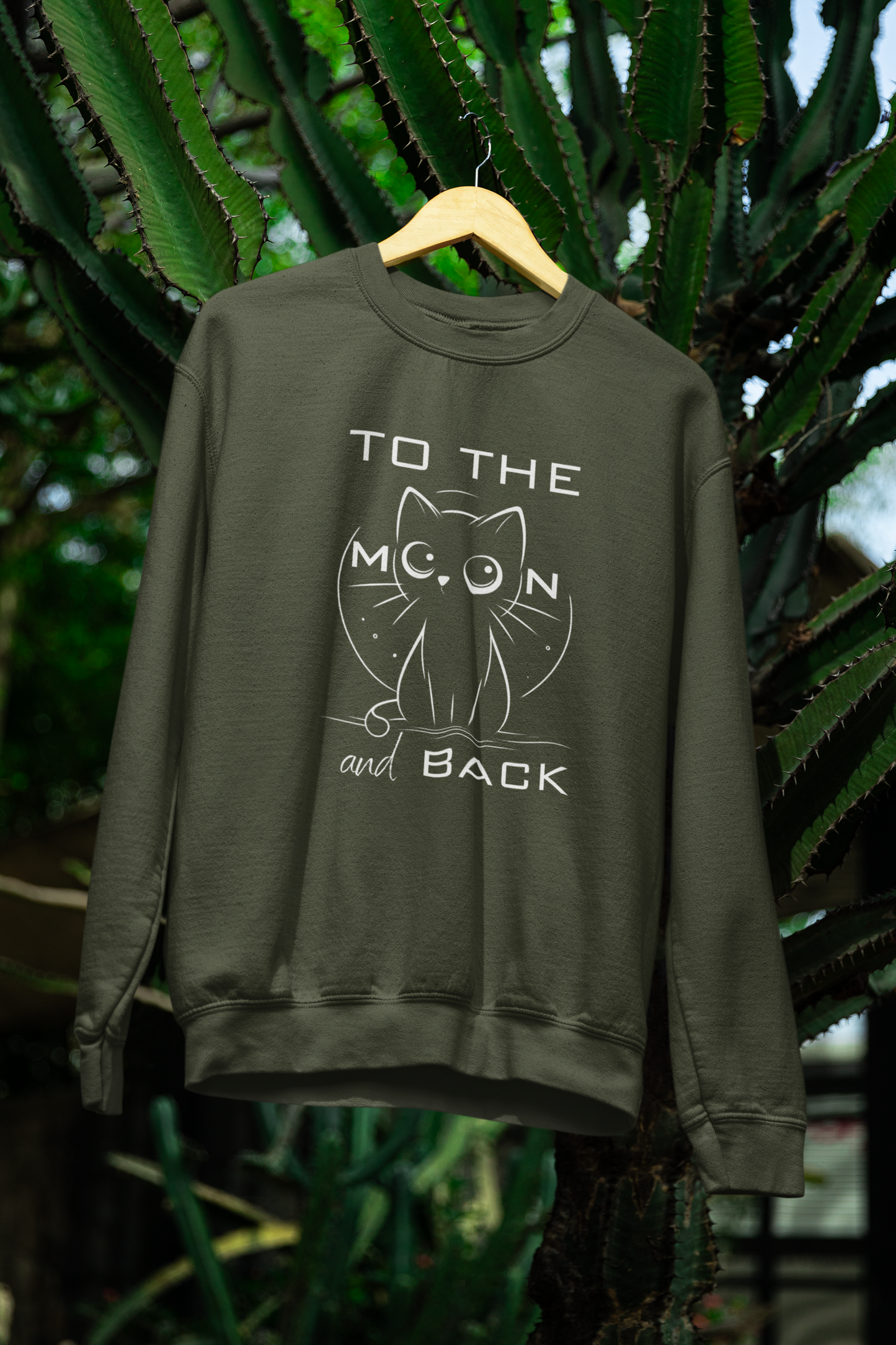 To the Moon and Back – Cute Cat Love Sweatshirt