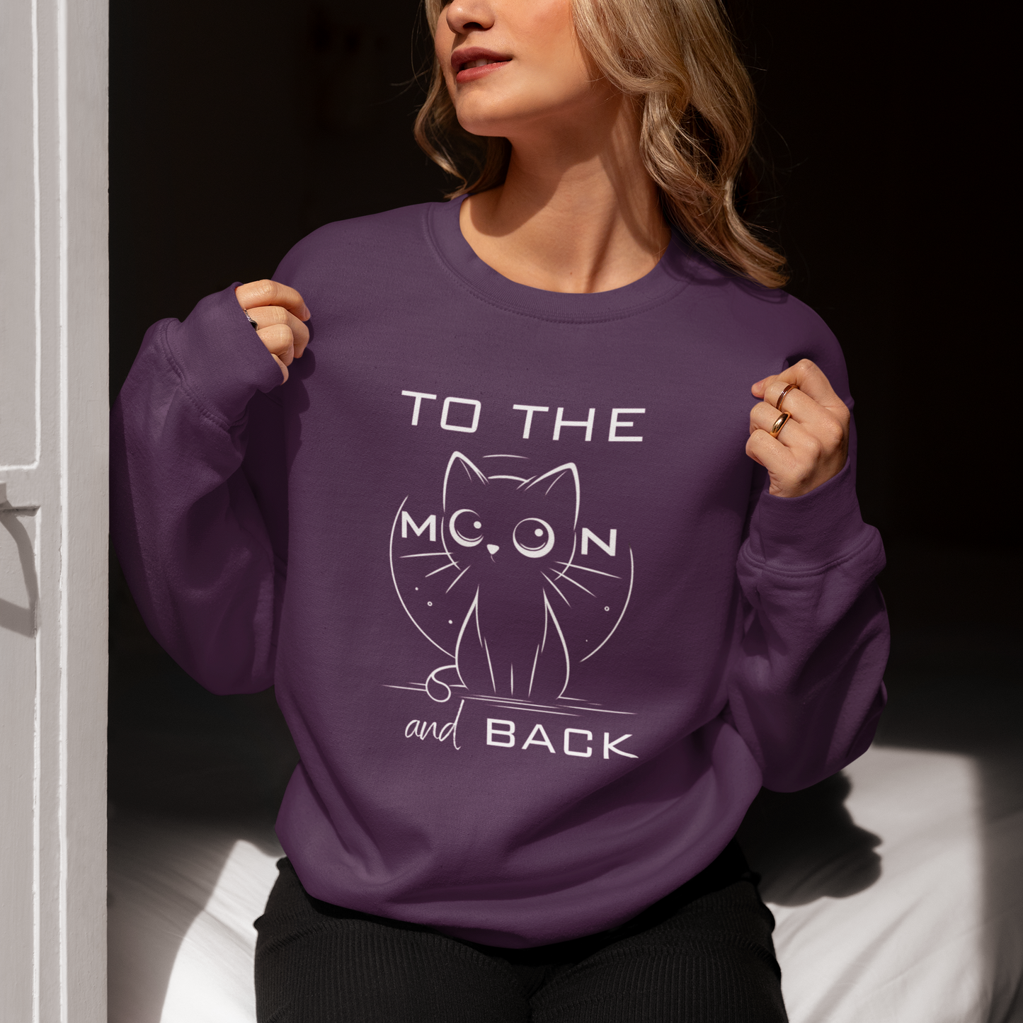 To the Moon and Back – Cute Cat Love Sweatshirt