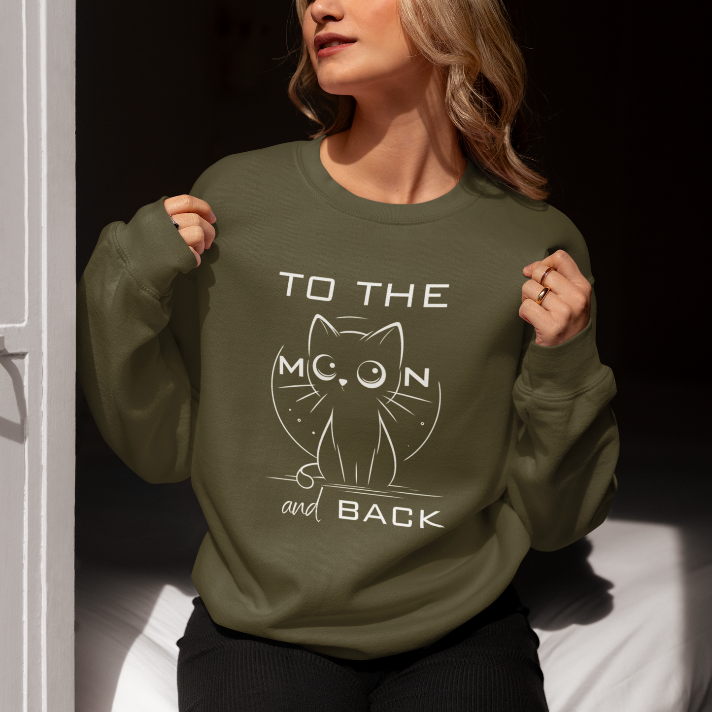 To the Moon and Back – Cute Cat Love Sweatshirt